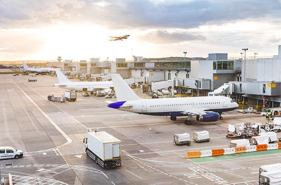 Repülőtér és repülés